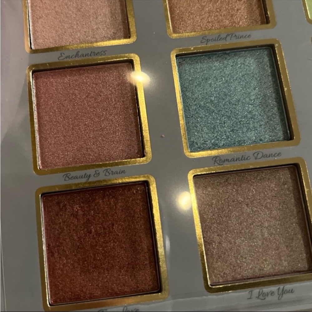 Disney Floral Belle Palette - Multi Color - Picture 3 of 4